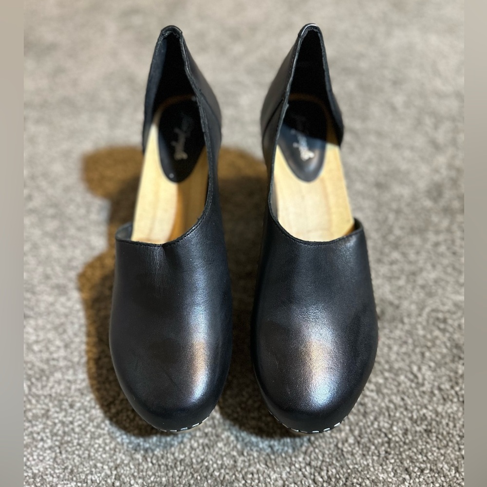 Free People / Genuine Leather Wooden Clogs / EU 37 (US 7) - Picture 11 of 11